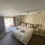 The Queens Couette-café St Bees