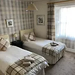 The Queens Bed & Breakfast