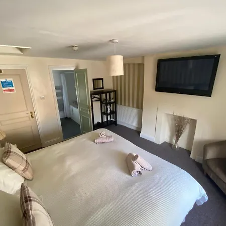 Bed & Breakfast The Queens 3*