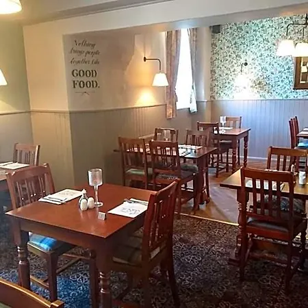 The Queens 3* St Bees