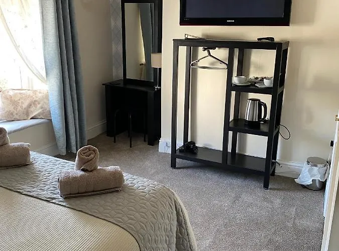 The Queens 3* St Bees