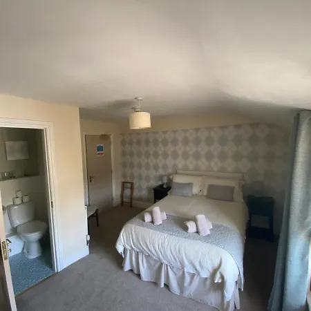 The Queens Bed & Breakfast