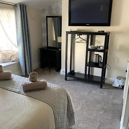 The Queens 3* St Bees