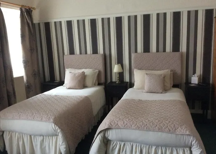 The Queens 3* St Bees